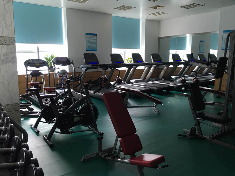单位健身房器材